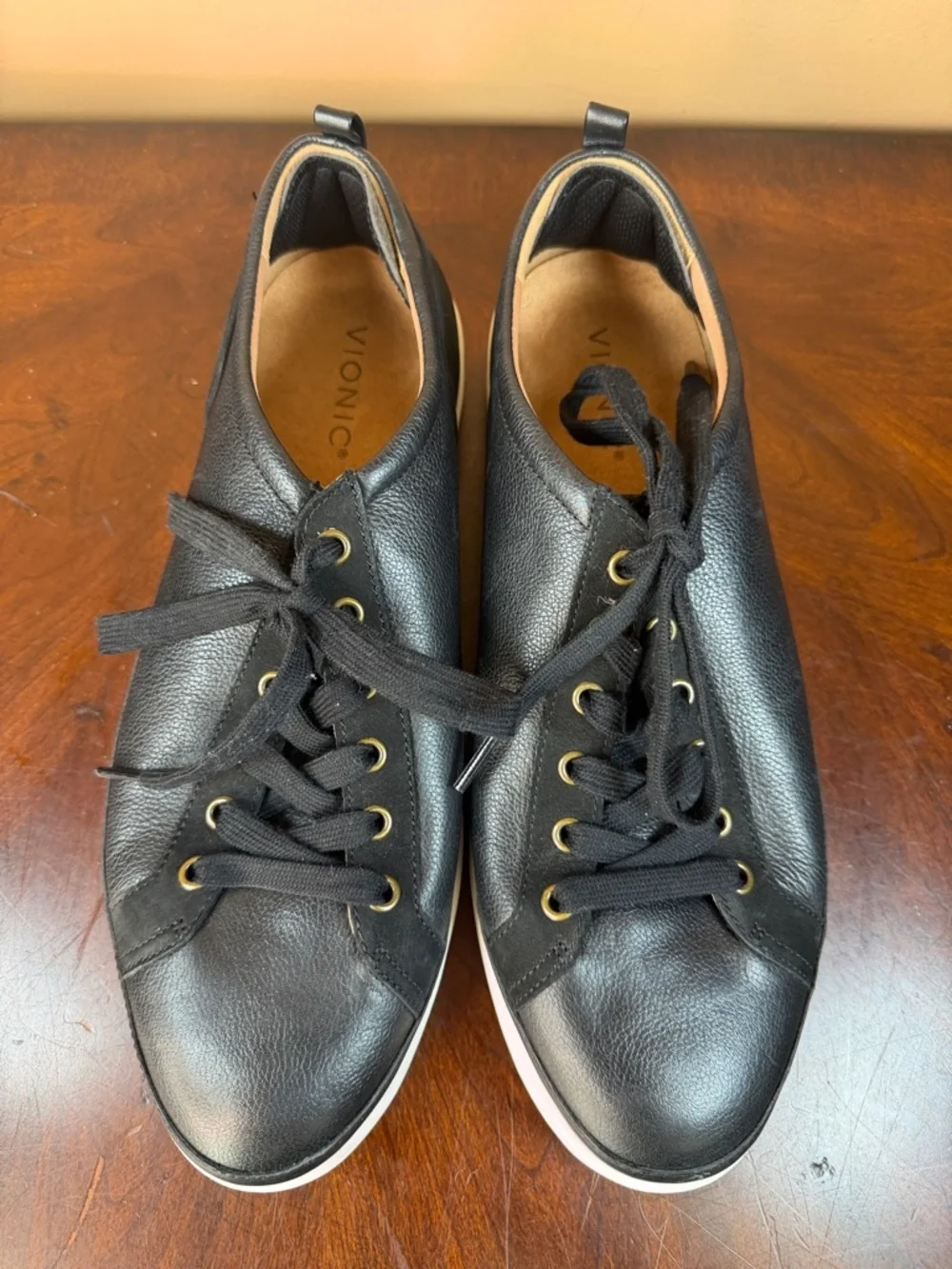 Vionic Black Leather‎ Lace-Up Sneakers with White Sole